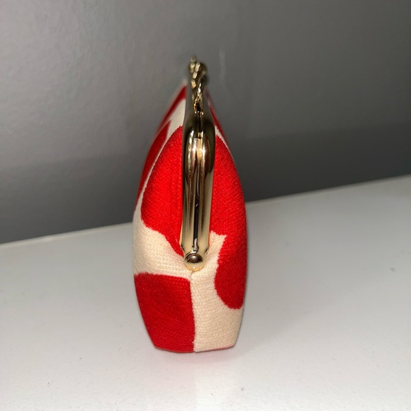 Miu Miu Red Heart Clutch Pochette w/ Gold Chain - Brand New in Box - Picture 9 of 14